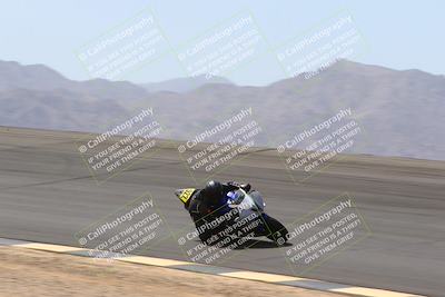 media/Apr-10-2022-SoCal Trackdays (Sun) [[f104b12566]]/Bowl (11am)/